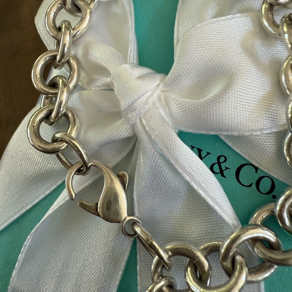 Tiffany Return to Tiffany heart tag bracelet - Picture 3 of 4